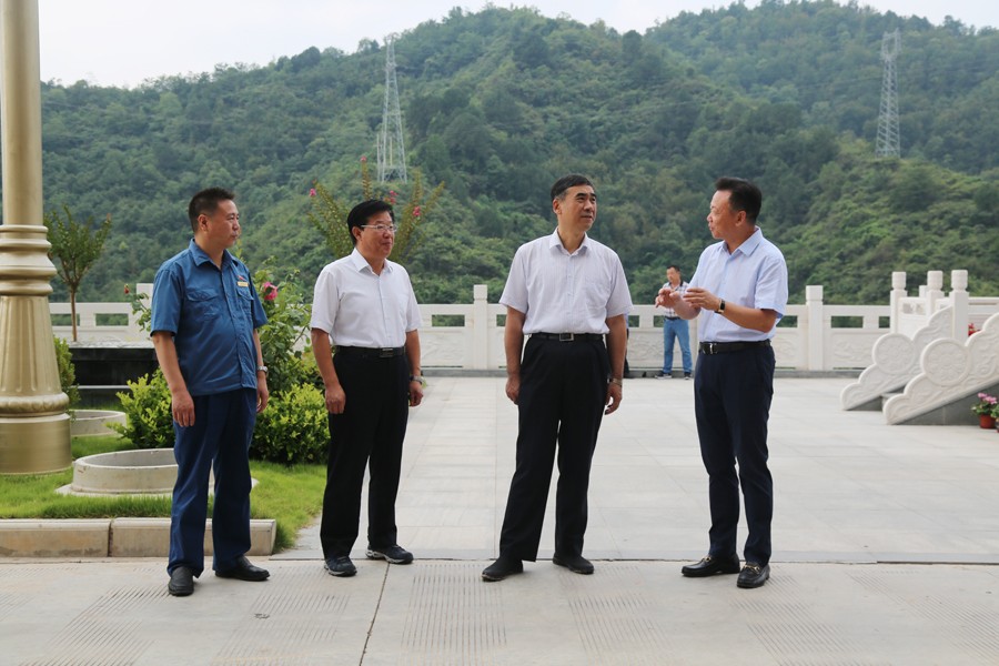 24-2018年8月，全省綠色礦山建設現(xiàn)場會在金徽股份召開，時任副省長李斌出席會議并做重要講話。.jpg